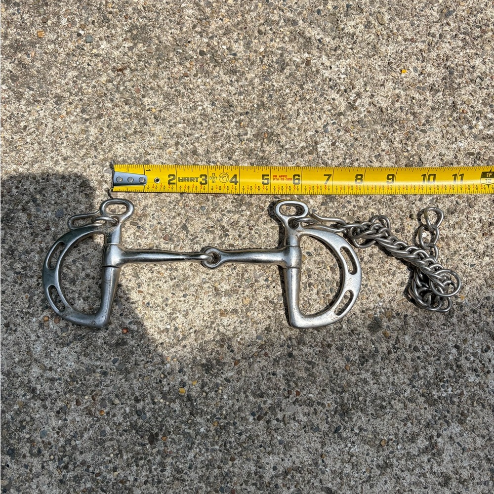 Kimberwick snaffle bit
